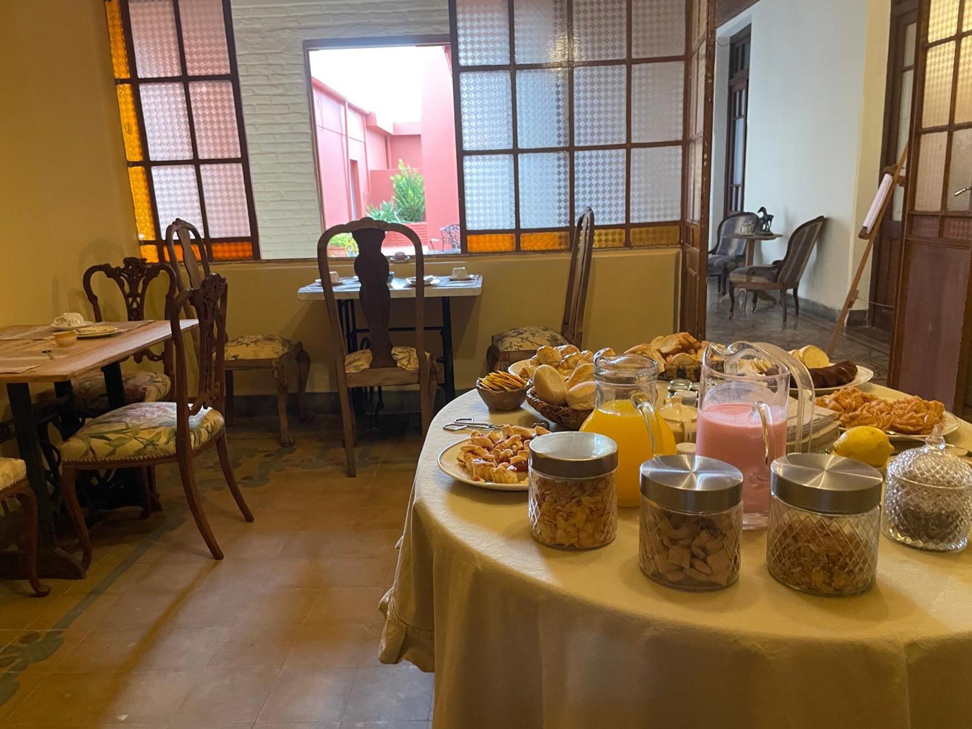 Bed and Breakfast La Escondida, Casa De Huespedes San Antonio de Areco Exterior foto