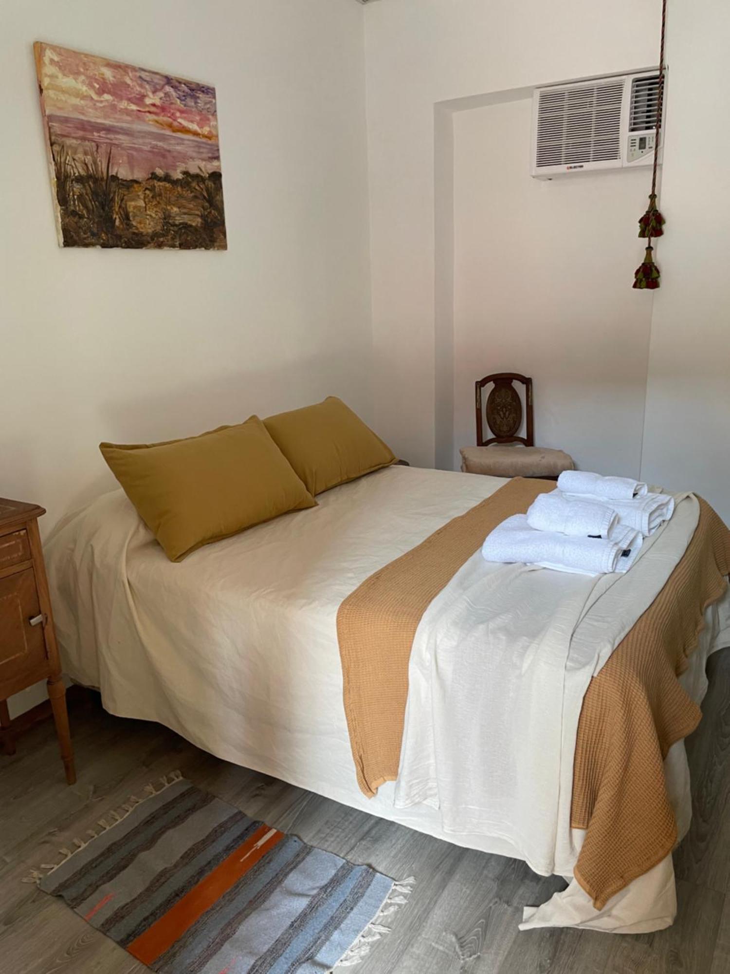 Bed and Breakfast La Escondida, Casa De Huespedes San Antonio de Areco Exterior foto