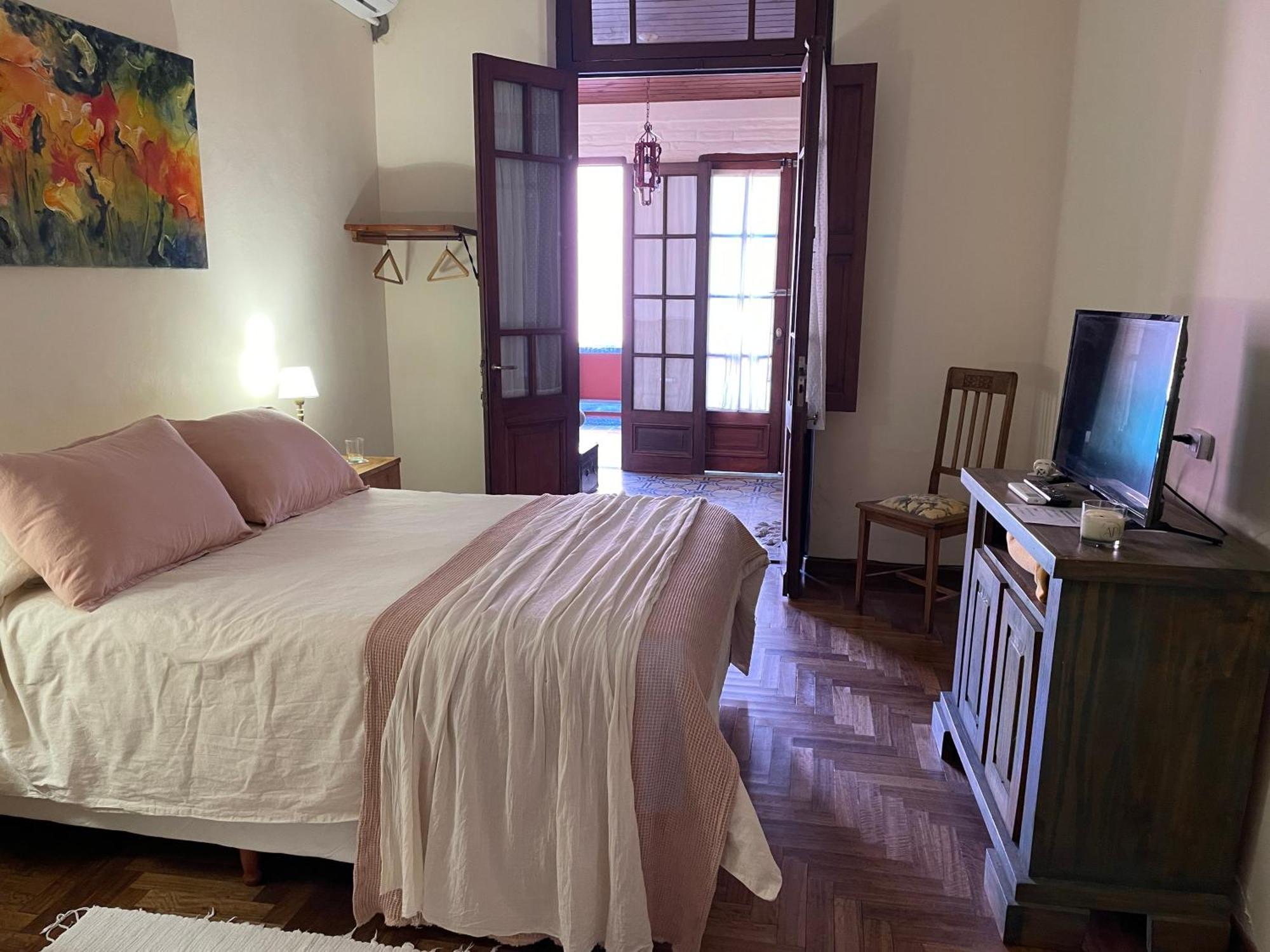 Bed and Breakfast La Escondida, Casa De Huespedes San Antonio de Areco Exterior foto